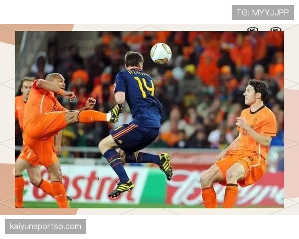 裁判判罚标准：接触犯规与比赛优势判定要点